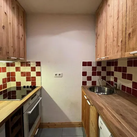 Lisiere G - Lisiere 5 Mae-6231 Daire *